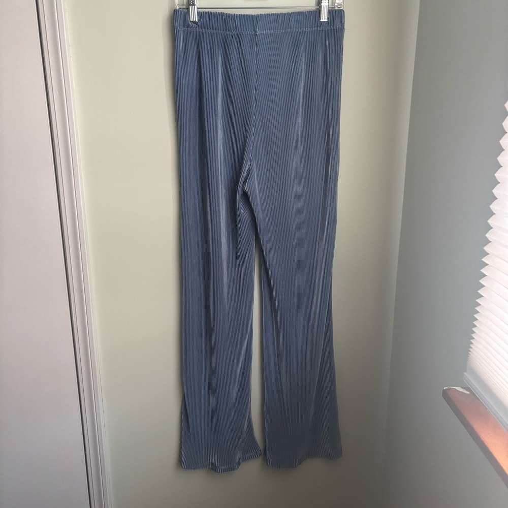 Reformation Carrington Plisse Blue Pants size M high rise euc - Picture 3 of 9
